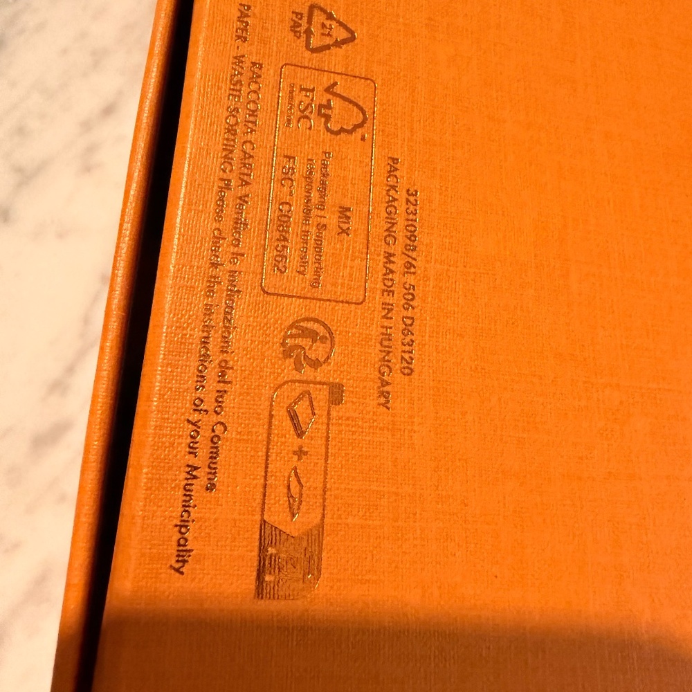 Louis Vuitton Box - Picture 9 of 12